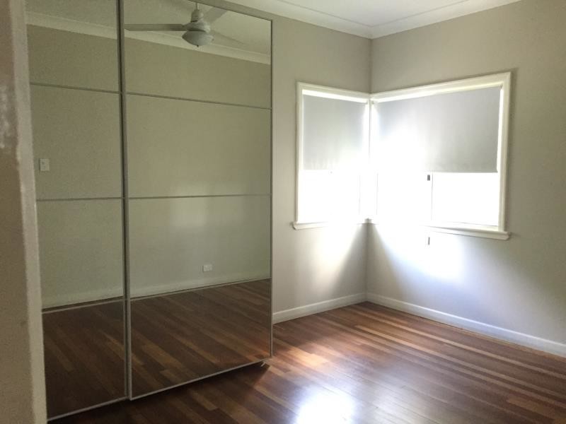 26 Card Street, Berserker QLD 4701